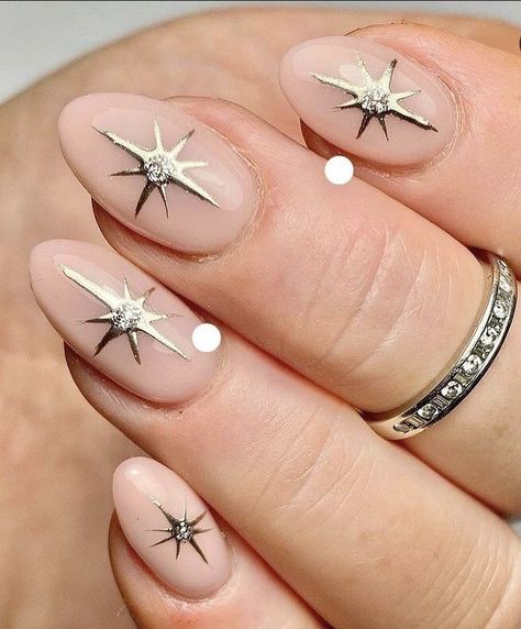 Halloween Nails Colors, Nail Art With Gems, Nail Designs Halloween, Halloween Nail Colors, Halloween Nail Ideas, Sticker Nail Art, Tie Dye Nails, Halloween Nail Designs, Star Nails