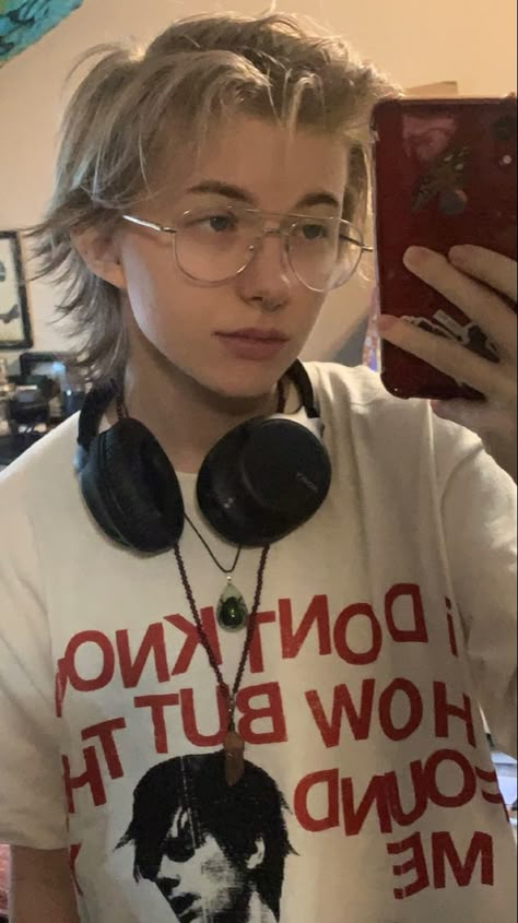 a mirror selfie of an androgynous person with short blond hair, with headphones around their neck and a shirt for the band “i don’t know how but they found me.” Short Straight Hair Transmasc, Haircut With Glasses Short, Cool Masc Haircuts, Straight Hair Masc Haircuts, Short Hairstyles Transmasc, Transmasc Haircut Mullet, Very Short Mullet Straight Hair, Straight Shag Mullet, Transmasc Wolfcut