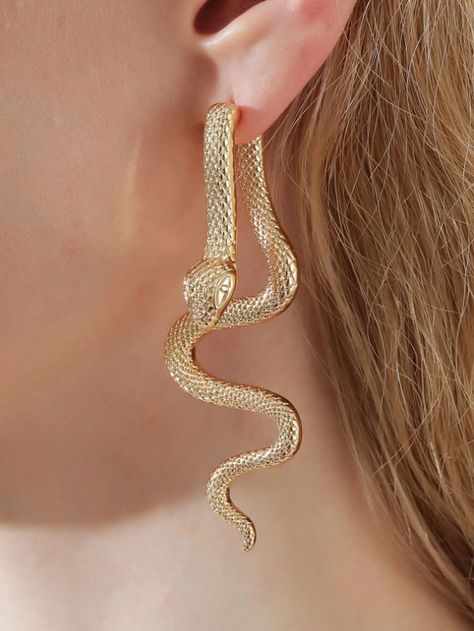 1pair Exaggerated European And American Metal Snake-Shaped Earrings, Creative Personalized Ear Studs, Street Style Women Party Show JewelryI discovered amazing products on SHEIN.com, come check them out! Classy Accessories Jewelry, Classy Jewlery, Metal Snake, Golden Snake, Long Snake, Free People Jewelry, Snake Jewelry, Snake Earrings, Snake Design