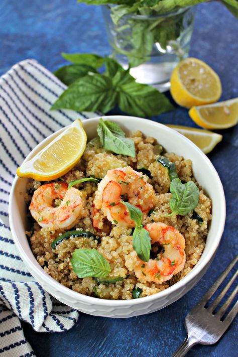 Lemon Basil Shrimp & Quinoa! This fresh and flavorful dish comes together in no time at all, making it ideal for a healthful weekday dinner or packed lunch. Make quinoa early in the week  or simply defrost pre-made frozen quinoa to shave off prep time during busy evenings, and this will become a go-to staple for busy evenings. Shrimp And Quinoa Recipes, Easy Quinoa Recipes, Recipes With Shrimp, Shrimp Quinoa, Basil Shrimp, Shrimp And Quinoa, Quinoa Recipes Easy, Recipes Clean Eating, Easy Quinoa