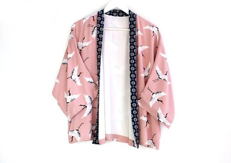 Kimono Tutorial, Kimono Jacket Pattern, Kimono Sewing Pattern, Diy Kimono, Trendy Sewing Patterns, Mode Kimono, Kimono Pattern, Kimono Fabric, Trendy Sewing