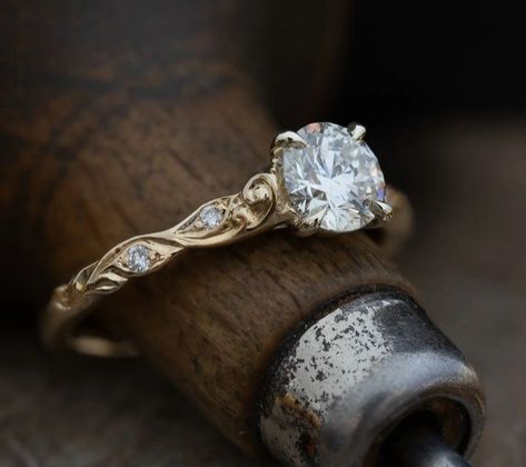 Natural Engagement Ring, Scottish Engagement Rings, Vintage Wedding Ring Silver, Timeless Wedding Rings Vintage, Elven Engagement Ring, Ancient Engagement Rings, Vintage Engagement Rings Vintage Engagement Rings Unique 1920s, Antique Engagement Rings Vintage 1920s, Vintage Engagement Rings Unique 1920s