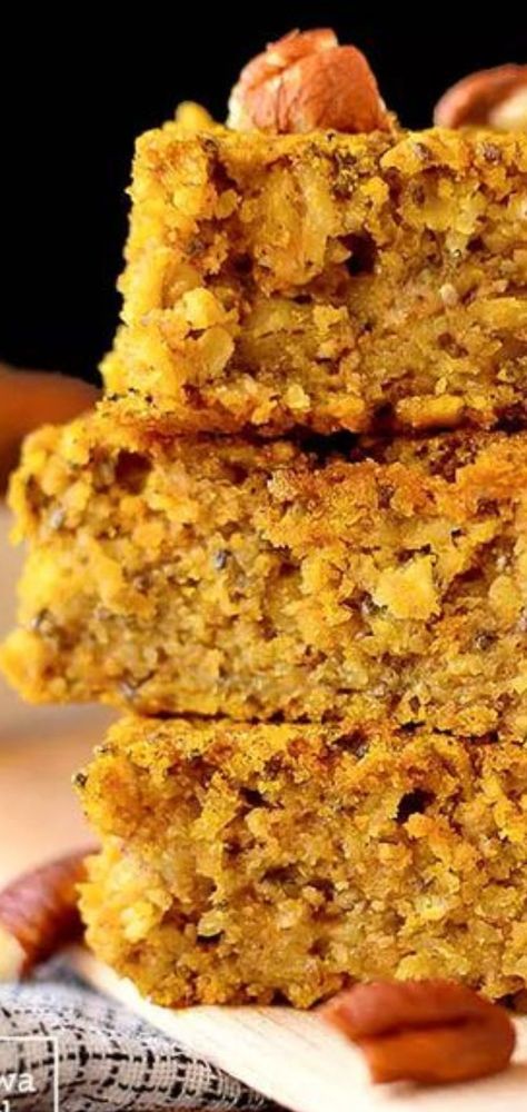 Maple Pumpkin Oatmeal Breakfast Bars ~ Healthy, easy to make, & taste like sweet spiced pumpkin cake Maple Pumpkin Oatmeal Breakfast Bars, Healthy Baked Pumpkin Oatmeal, Breakfast Pumpkin Bars, Pumpkin Healthy Breakfast, Oat Pumpkin Bars, Pumpkin Breakfast Cake, Pumpkin Oatmeal Bars Healthy, Healthy Breakfast Bars Recipes Oats, Pumpkin Cake Healthy