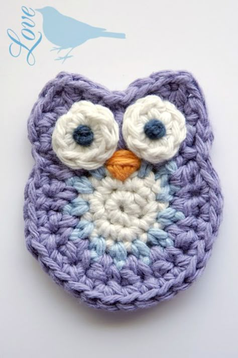 Crochet Owl Pattern...not sure if I pinned this before but the tutorial is really good. Crochet Owl Pattern, Owl Applique, Crochet Owls, Owl Crochet Patterns, Crochet Appliques, Confection Au Crochet, Owl Pattern, Crochet Owl, Crochet Simple