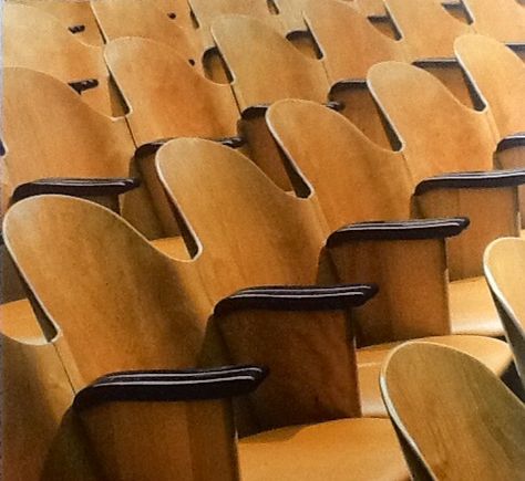 Danish designer Arne Jacobsen - Bellevue Theatre chairs 1934 http://cimmermann.co.uk/blog/arne-jacobsen-danish-design-icons/ Theatre Chairs, Theatre Seating, Form Inspiration, Modern Scandinavian Furniture, Auditorium Seating, Theater Chairs, Seating Furniture, Wood Details, Wood Chairs