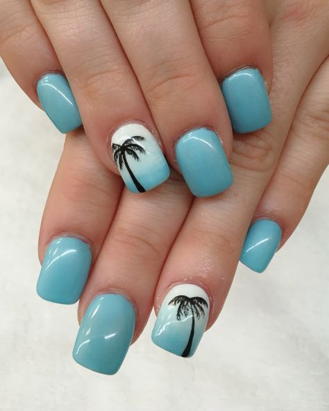 Nails Design For Florida, Gel Nails For Tropical Vacation, Teal Palm Tree Nails, Beach Design Nails Summer Time, Summer Vacation Pedicure, Short Acrylic Nails Beach Designs, Beach Nail Designs Vacations Simple, Summer Nails Palm Tree Tropical, Blue Nails With Palm Tree