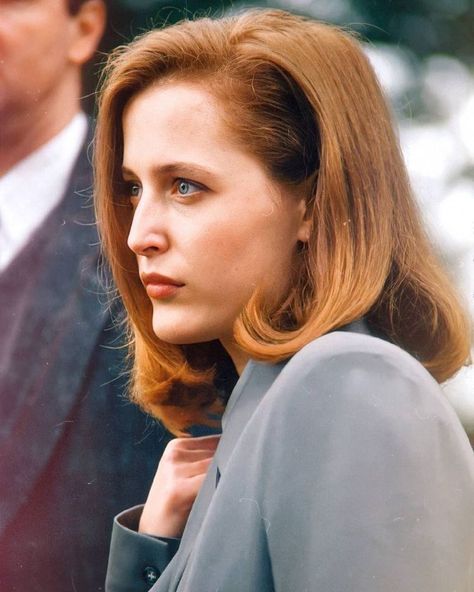 David And Gillian, Dana Scully, Celebrity Skin, British American, 90s Hairstyles, Gillian Anderson, September 10, X Files, Girl Crush