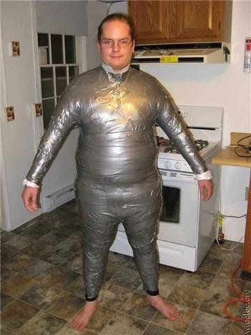 Happy Father's Day to the Dad Who Loves Duct Tape! Homemade Sweatsuit made with duck tape Men Humor Funny, Workout Jokes, Duct Tape Clothes, Daddy Jokes, Gym Jokes, Men Humor, Fitness Jokes, Jokes About Men, Duct Tape Crafts