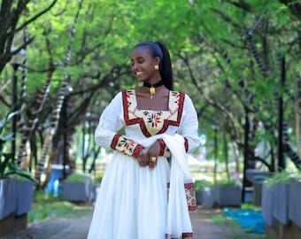 Beautiful ethiopian clothings, check it out East African Women, Eritrean Dress, Ethiopian Clothing, Ethiopian Traditional Dress, Ethiopian Women, Ethiopian Dress, Habesha Kemis, Different Dresses, African Dresses For Women