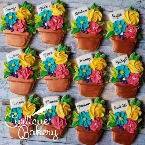 Flower Pot Cookies Decorated, Pot Cookies, Sugar Cookie Icing, Spring Cookies, Flower Cookies, Cookie Icing, Cookie Frosting, Sugar Cookies Decorated, Happy Mothers Day