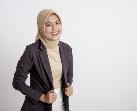 Hijab Fashion Formal, Foto Cv Hijab, Foto Formal Kerja Hijab, Foto Formal Kerja, Pass Foto, Y2k Pose, Corporate Photoshoot, Formal Poses, Photo Cv