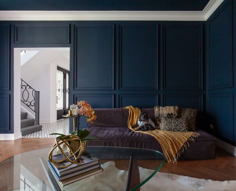 Navy Wainscoting, Wainscoting Wall Paneling, Pale Blue Walls, Wainscoting Wall, Rumpus Room, Wooden Living Room, Diy Wainscoting, Dark Blue Walls, Pool Rooms