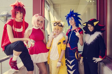 Sonic Cosplay Group by Grellenore.deviantart.com on @DeviantArt Sonic Cosplay, Sonic Costume, Cosplay Group, Human Shadow, Group Cosplay, Trio Halloween Costumes, Japanese Video Games, Halloween Costumes Friends, Blue Hedgehog