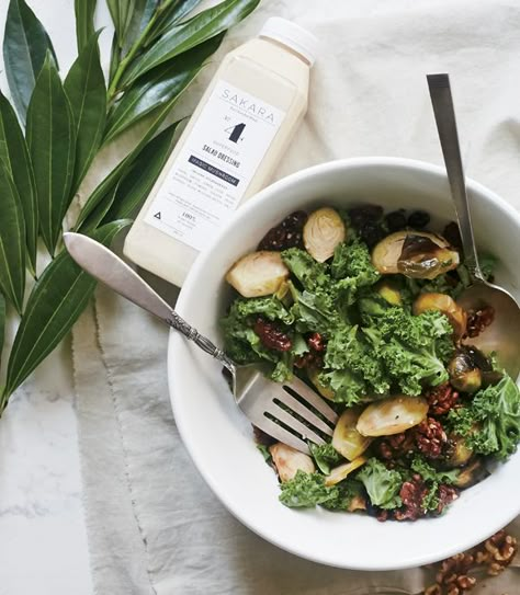 4 Fresh Seasonal Recipes from Sakara Life | Free People Blog #freepeople Sakara Life Salad Recipes, Sakara Life Recipes Meals, Sakara Inspired Recipes, Sakara Life Copycat Recipes, Sakara Copycat Recipes, Sakura Recipes, Sakara Life Recipes, Sakara Recipes, Brussel Salad