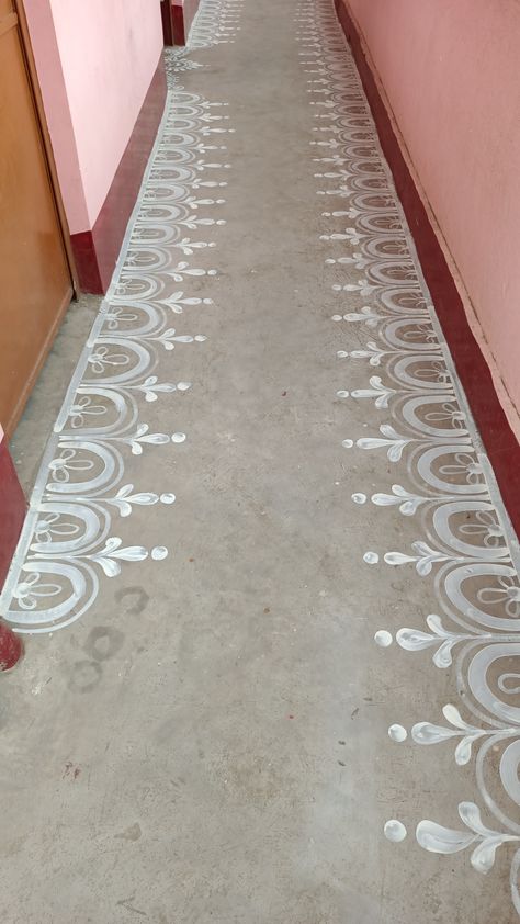 White Rangoli Border, Alpona Border Design, Rangoli Painting On Floor, Tulsi Puja, Bengali Alpona, Kolka Art, Jhoti Design, Alpona Art, Alpana Designs