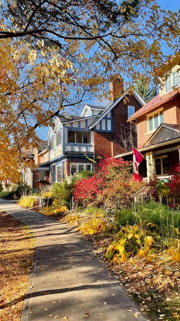 Canada Neighborhood, Ottawa Aesthetic, Ottawa House, Canada Dream, Canada Aesthetic, Puzzle Ideas, Canada House, Brand Vision, Travel America