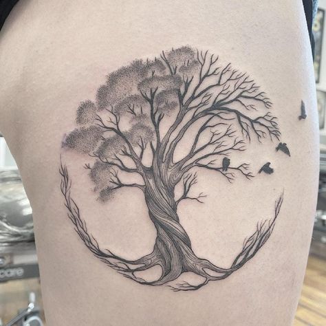 Tree Of Life Tattoo Ideas, Tree Tattoo Chest, Tattoo Ideas Meaning, Life Tattoo Ideas, Small Wave Tattoo, Oak Tree Tattoo, Green Tattoos, Family Tree Tattoo, Ancient Tattoo