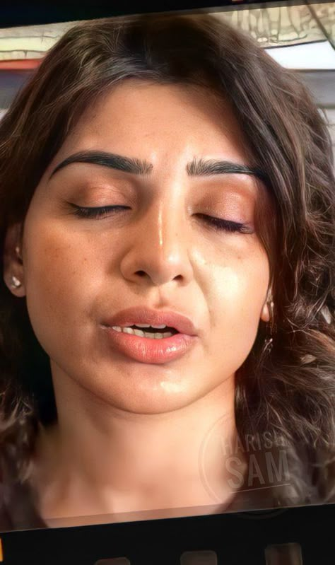 Samantha Face Expression, Actress Uhd, Michelada, Samantha Ruth, Actress Without Makeup, Samantha Photos, Hot Lips, Beauty Face, Lips