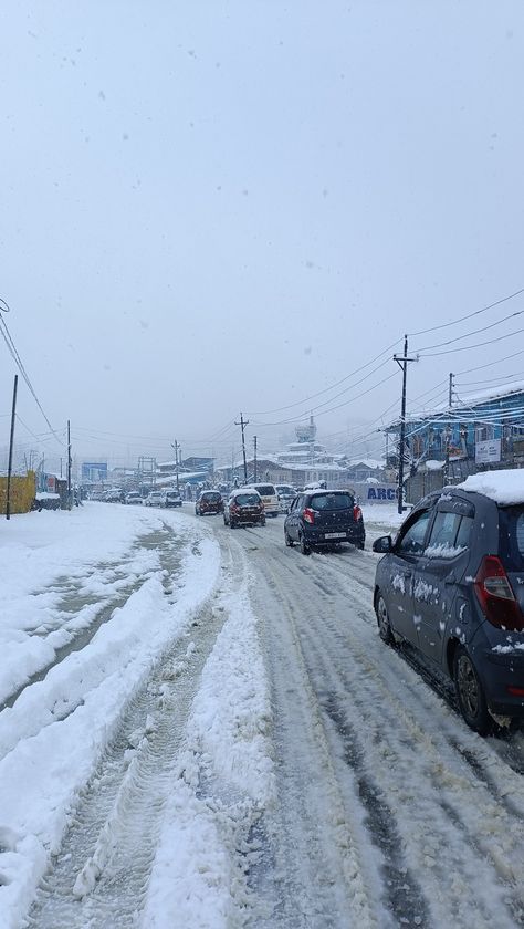 Snowing in kashmir Snow In Kashmir, Kashmir Snap, Kashmir Snow, Delhi City, Snow Images, Village Photos, Scenic Travel, Views Video, Snow Pictures