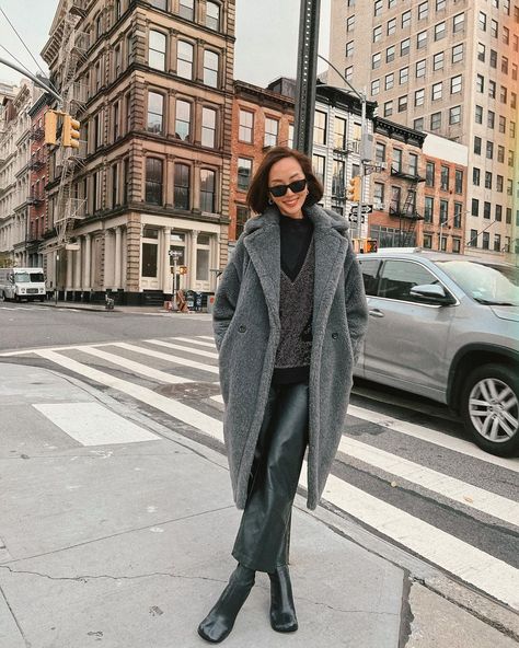 Chriselle Lim 🌟 on Instagram: “Good morning NY ❤️” Grey Teddy Coat Outfit, Chriselle Lim Style, Switzerland November, Teddy Coat Outfit, Chriselle Lim, Teddy Bear Coat, Fit Clothes, Clothes Fall, Closet Needs