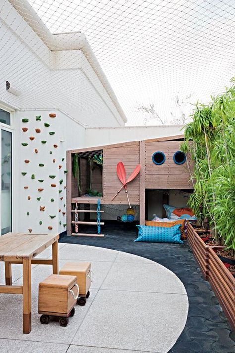 Backyard Ideas For Kids, Rustic Outdoor Spaces, Kid Friendly Backyard, Playhouse Ideas, Play Area Backyard, Building A Treehouse, Modern Outdoor Spaces, Outdoor Play Areas, Outdoor Play Area