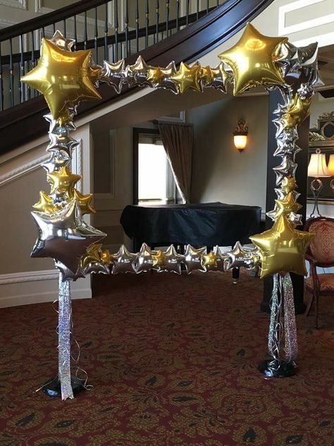 Farewell Decorations, Academic Awards, Graduation Photo Booth, Star Photo, Balloon Frame, Hollywood Theme, Graduation Balloons, Birthday Party Theme Decorations, Hollywood Party