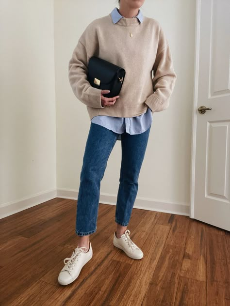 Teacher Outfits Ideas, How To Wear Sweaters, Study Day Outfit, Scandinavian Outfit Aesthetic, Spring Layering Outfits, Office Business Casual Outfits, Autumn Office Outfit, Outfit With White Sneakers, Autumn Shirt Outfit