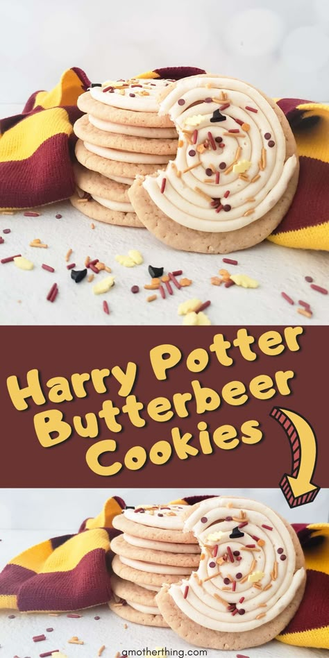 These Harry Potter butterbeer cookies are magical and delicious. They're simple to make and perfect for a party or movie night. The buttery vanilla cookies are topped with butterbeer buttercream frosting, making them the perfect treat for any Harry Potter fan. Butter Beer Cookies, Butterbeer Cookies, Harry Potter Cookies, Harry Potter Butterbeer, Harry Potter Cupcakes, Harry Potter Butter Beer, Butterbeer Recipe, Vanilla Cookies, Sweet Snacks Recipes