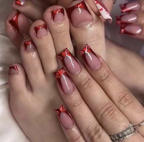 French Tip Nails Cute, Cute Fake Nails, Glossy Acrylic Nails, French Tip Toes, Red Press On Nails, Matted Nails, Fake Toenails, Acrylic Toes, Acrylic Nail Kit