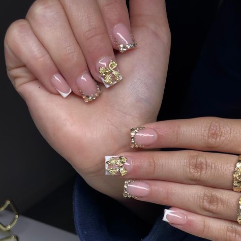 ✨🎀🤍 - - - Set specifics: • short square • french tip • rhinestones • charm - acrylic powder: young nails (shade: cover rosebud) - #nails #559nails #fresnonailtech #squarenails #nailinspo #frenchtipnails #fallnails #clovisnailtech #pinknails #goldnails #shortnails #clovisnailtech Square Acrylic Nails Bday, Nails Acrylic Gold French Tips, Short Nails Acrylic Bling, Short Square Gem Nails, Short Square Acrylic Nails With Gems, Short French Tip Acrylic Nails Square With Rhinestones, Short Gold Bling Nails, Charm Nails Almond, Short Nails With Gold Charms