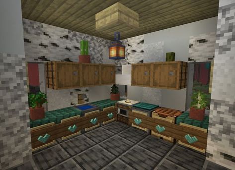 any block can be used for counters, any stairs for the heart (I prefer jungle, birch, crimson, warped), sink can also be a hopper. cakes, candles, turtle eggs make easy decor Cute Minecraft Kitchen, Minecraft Homes, Turtle Eggs, Minecraft Kitchens, Cute Minecraft, Easy Decor, Minecraft Houses, Simple Decor, Loft Bed