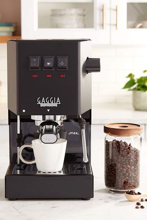 Gaggia Classic Pro, Gaggia Espresso Machine, Amazon Coffee, Classic House, Espresso Machine, Painting Ideas, Espresso, Coffee Tea, Coffee Maker