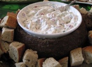 Rye Boat Dip Recipe, Rye Bread Dip, Easy Simple Dinner Recipes, Chipped Beef Dip, Bread Dips Recipes, Bread Bowl Dip, Lasagna Recipe Easy, Dill Dip Recipes, Bread Boats