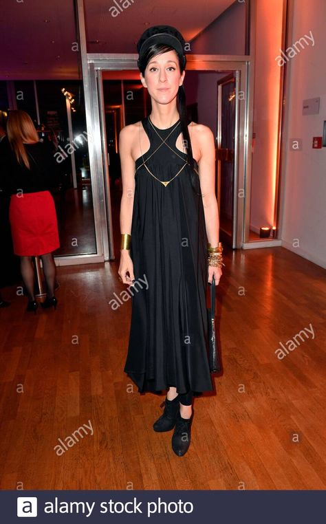 Esther Perbandt, The Cafe, Film Awards, Live News, Clothes Ideas, Berlin, Photo Image, Little Black Dress, Resolution