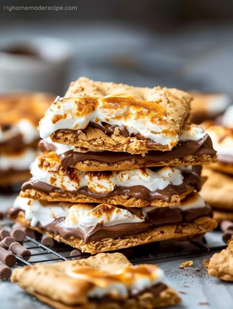 Savor The Ultimate S’mores Crack Recipe For A Blissful Treat - My Home Made Recipe Work Desserts Treats, Best Smores Dessert, Marshmallow Fluff Smores, S’mores Inspired Desserts, Smores Desserts For A Crowd, Smores Chocolate Bark, Bake Good Recipe, S’mores Sushi Roll, S’more Dessert Recipes