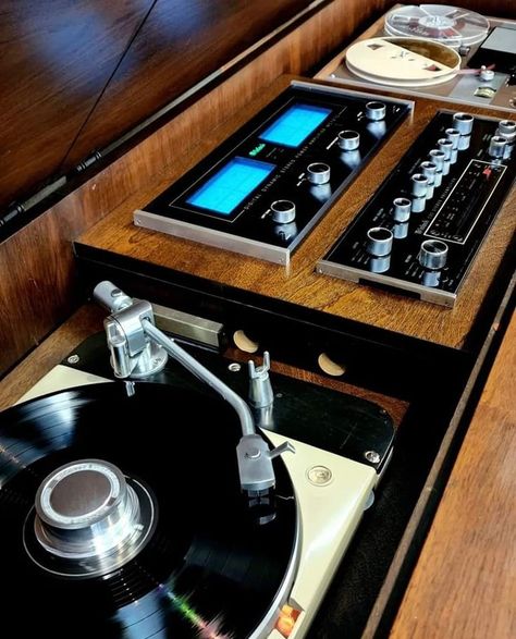 Mcintosh Stereo, Lp Player, Vintage Stereo Console, Mcintosh Audio, Audiophile Room, Stereo Console, Record Room, Sound Room, Sound Equipment