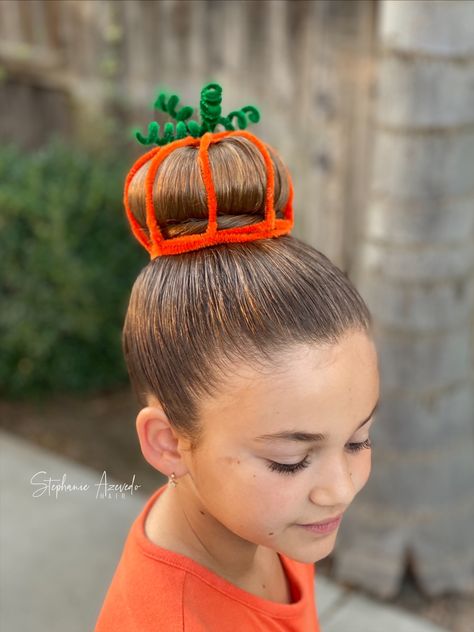 Halloween Hair For Kids, Aesthetic Hairstyle Ideas, 2023 Haircut Trends, Hairstyle 2023, Aesthetic Hairstyle, Pumpkin Donut, Hair Cut Ideas, Haircut 2023, Short Hair Cut