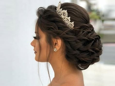 Hairstyles With Crown, High Ponytail Hairstyles, Quinceanera Hairstyles, Wedding Hairstyles Bride, Bridal Hair Updo, Quince Hairstyles, Cornrow Hairstyles, Crown Hairstyles, Box Braids Hairstyles