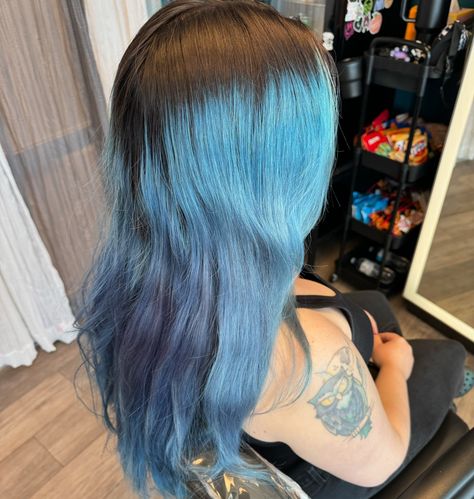 This is the perfect example of being patient with the process. It only took me 6 months and 700 test strands to get this blue out of Veronica's hair, and let me tell you how relieved I am that @malibucpro DDL exists. She hit me with "I want to be copper by the fall" back in January and I originally said 😱🥴 but I will never give up finding a solution to your problems. I took several different approaches to removing this blue and the ONLY thing that worked was the last thing I tried 🤪 Tha... Fall Back, I Want To Be, Blue Ties, Blue Hair, Never Give Up, Hair Ideas, The Fall, I Tried, 6 Months