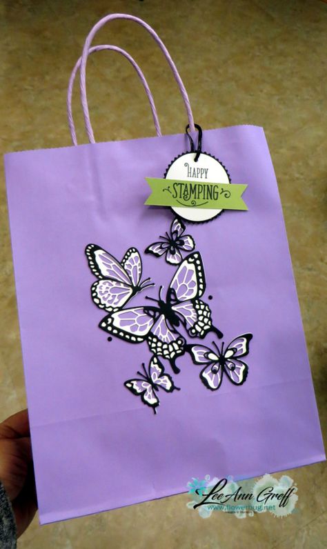 Birthday Gift Bag Decorating Ideas, Creative Gift Bags Ideas, Diy Gift Bags Ideas, Paper Bag Decoration Ideas, Paper Bag Design Diy, Handmade Paper Bags Ideas, Paper Bag Decorating Ideas, Paper Gift Bags Diy, Gift Bag Decorating Ideas