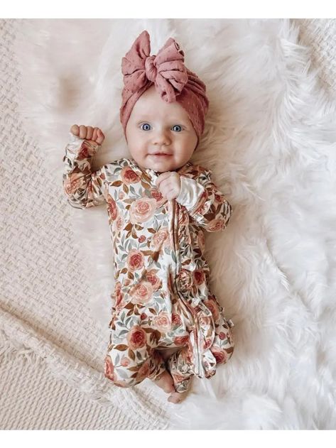 Mommy And Me Newborn Outfits, April Newborn Outfits, Newborn Girl Going Home Outfit, Baby Girl Coming Home Outfit Summer, Baby Girl Going Home Outfit Summer, Newborn Girl Summer Outfits, Spring Baby Girl Outfits, Baby Girl Coming Home Outfit Winter, Hospital Newborn Outfit