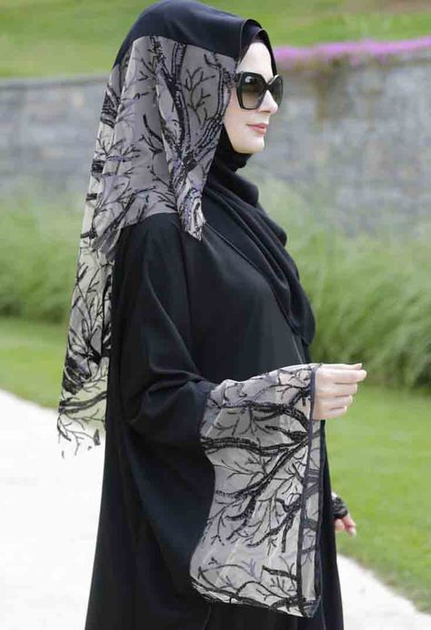 Black and gray new stylish black abaya designs 2017 for girls with hijab New Abaya Style, Abaya Designs Dubai, Hijabi Mode, Burkha Designs, Burqa Designs, Black Abaya Designs, Hijab Stile, Abaya Designs Latest, Abaya Fashion Dubai