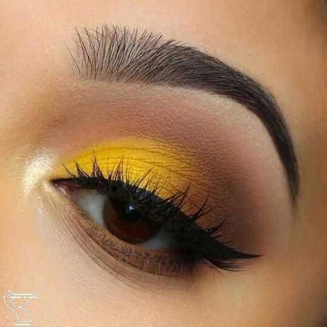 Makeup Bibir, Summer Eyeshadow, Yellow Eye Makeup, Summer Eye Makeup, Red Eye Makeup, Summer Eyes, Mekap Mata, Yellow Makeup, Givenchy Beauty