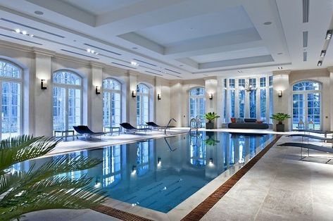 Indoor Swimming Pool Design Luxury, Luxury Indoor Swimming Pool, Luxury Indoor Pool, Pool Design Modern, Swimming Pool Design Ideas, Luxury Pools Indoor, Swimming Pool Decorations, Skimmer Pool, Indoor Swimming Pool Design