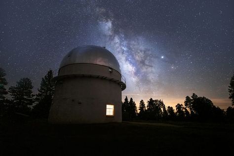 Skyglow Project Photos - Harun Mehmedinovic - Lowell Observatory Lowell Observatory, In The Stars, Astronomer, Project Photo, Poster Ideas, Social Events, Travel Poster, Astronomy, Travel Posters