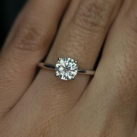 This Is A Beautiful 14 Karat Round Engagement Ring, 1ct. Lab Grown Diamond And 12 Round Diamonds 0.05ct Around The Halo. Size 6.50. It Is Originally $2.730.00 And On Sale For $1,899.00 Plain Round Engagement Ring, Round Tiffany Engagement Ring, Engagement Rings Square Halo, Silver Circle Wedding Ring, Silver Hidden Halo Engagement Ring, Round Engagement Ring With Wedding Band Gold, Circular Rings Engagement, Small Circle Engagement Rings, Engagement Rings 2.5 Carat