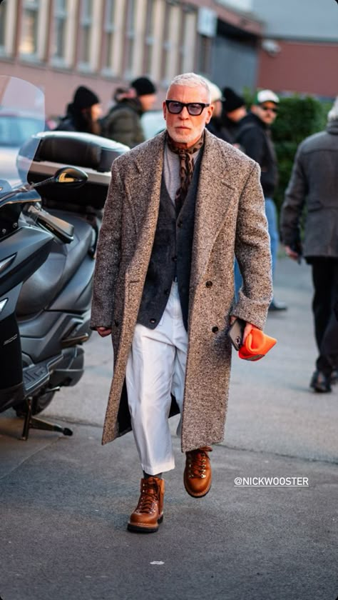 Nick Wooster, Dapper Mens Fashion, Coat Street Style, Modern Gentleman, Perfect Style, Men's Wear, Casual Street Style, Work Boots, Jeans Style