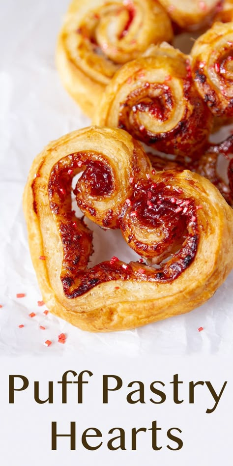 Puff Pastry Hearts Recipe, Pastry Hearts Recipe, Puff Pastry Hearts, Cookies With Raspberry Jam, Pastry Hearts, Nutella Puff Pastry, Puff Pastry Recipes Dessert, Savoury Tarts, Heart Shaped Cookie