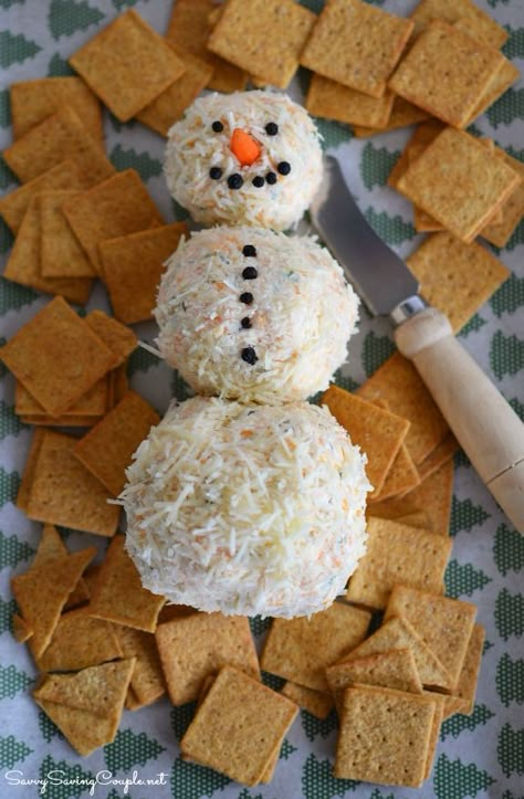 Snowman Cheeseball, Cheeseball Recipe, Holiday Appetizers Christmas, Appetizers Christmas, Christmas Easy, Holiday Appetizer, Cheese Ball Recipes, Best Banana Bread, Xmas Food