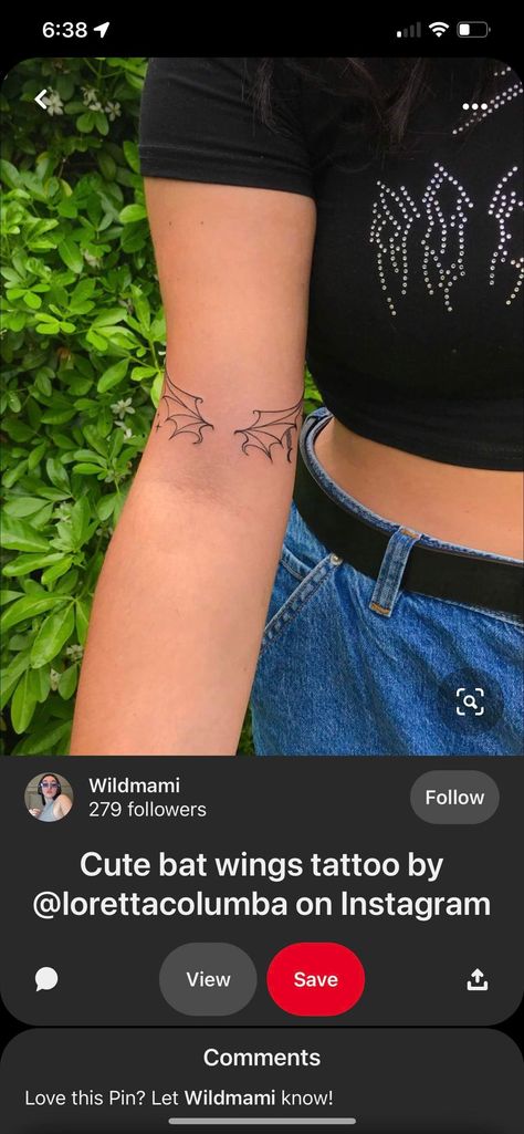 Bat Chest Tattoos For Women, Bat And Angel Wing Tattoo, Bat Tattoo For Women, Halloween Collar Bone Tattoo, Bat Wing Tattoo Designs, Wing Collar Bone Tattoo, Small Bat Wings Tattoo, Cute Bat Tattoos For Women, Bat Wings Tattoo Acotar